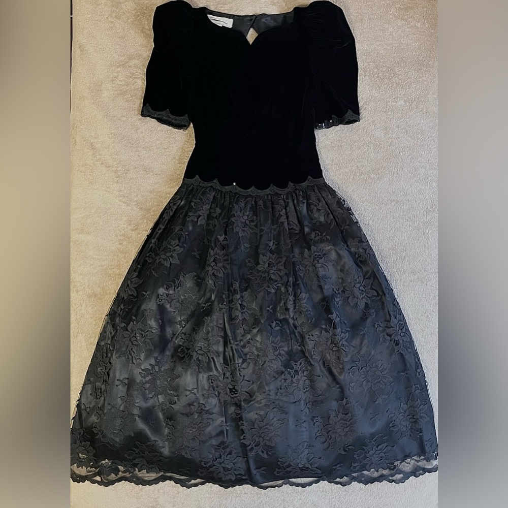 Scott McClintock Black Dress Ballgown with Sequins and Lace